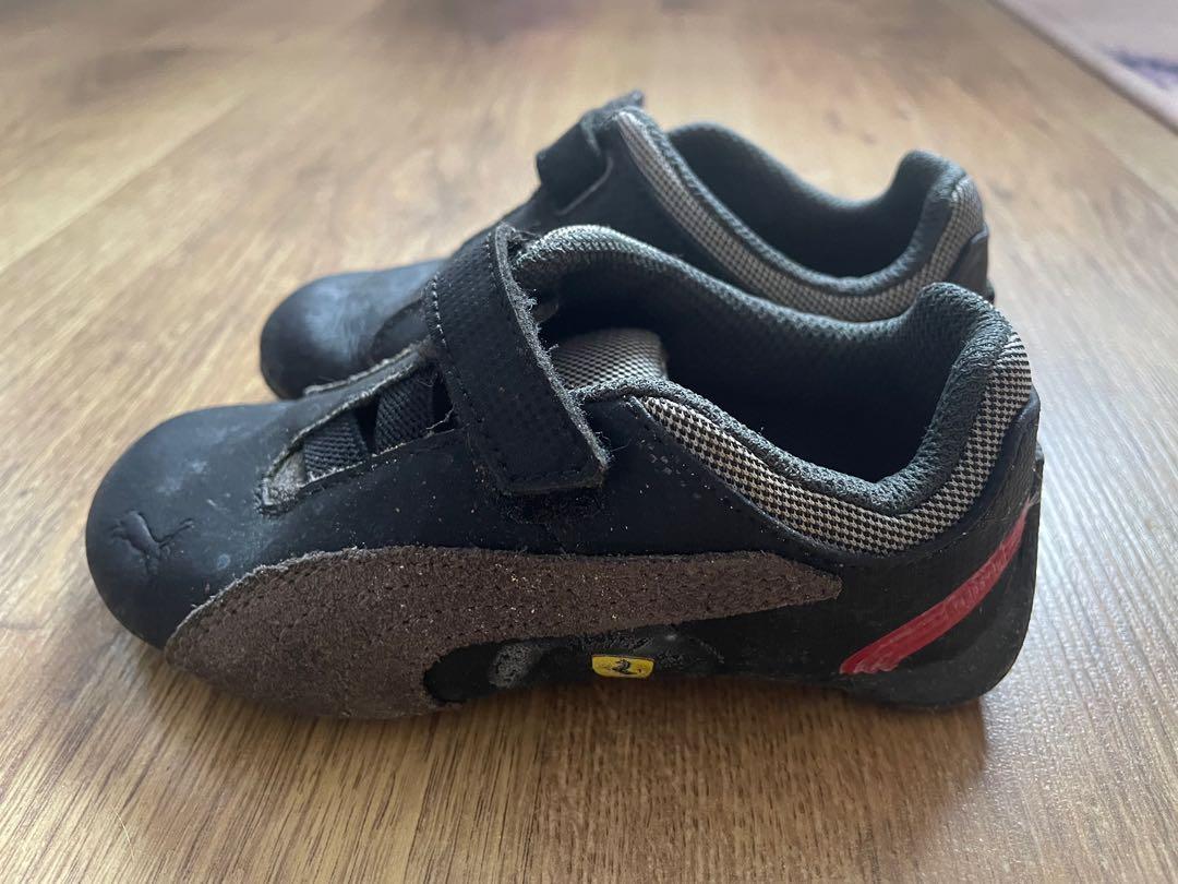 Original Puma Ferrari Sneakers for babies (Category: Babies & Kids Fashion) located in Paranaque City. Submitted by luxureich (Listing ID 1093978520, Image 1). Description: Uk7 US8 15cm.