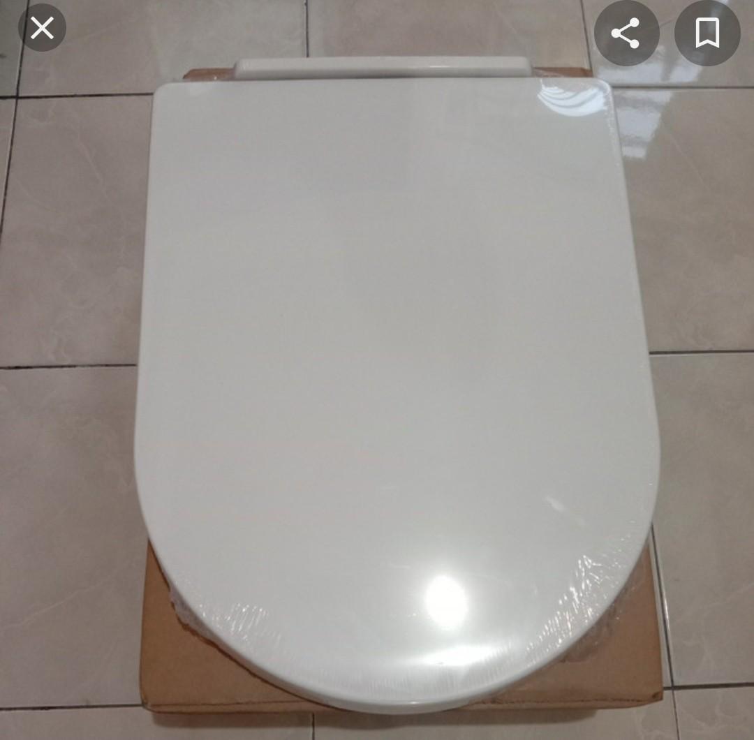 Original Toto Toilet Seat & Cover, Furniture & Home Living, Bathroom