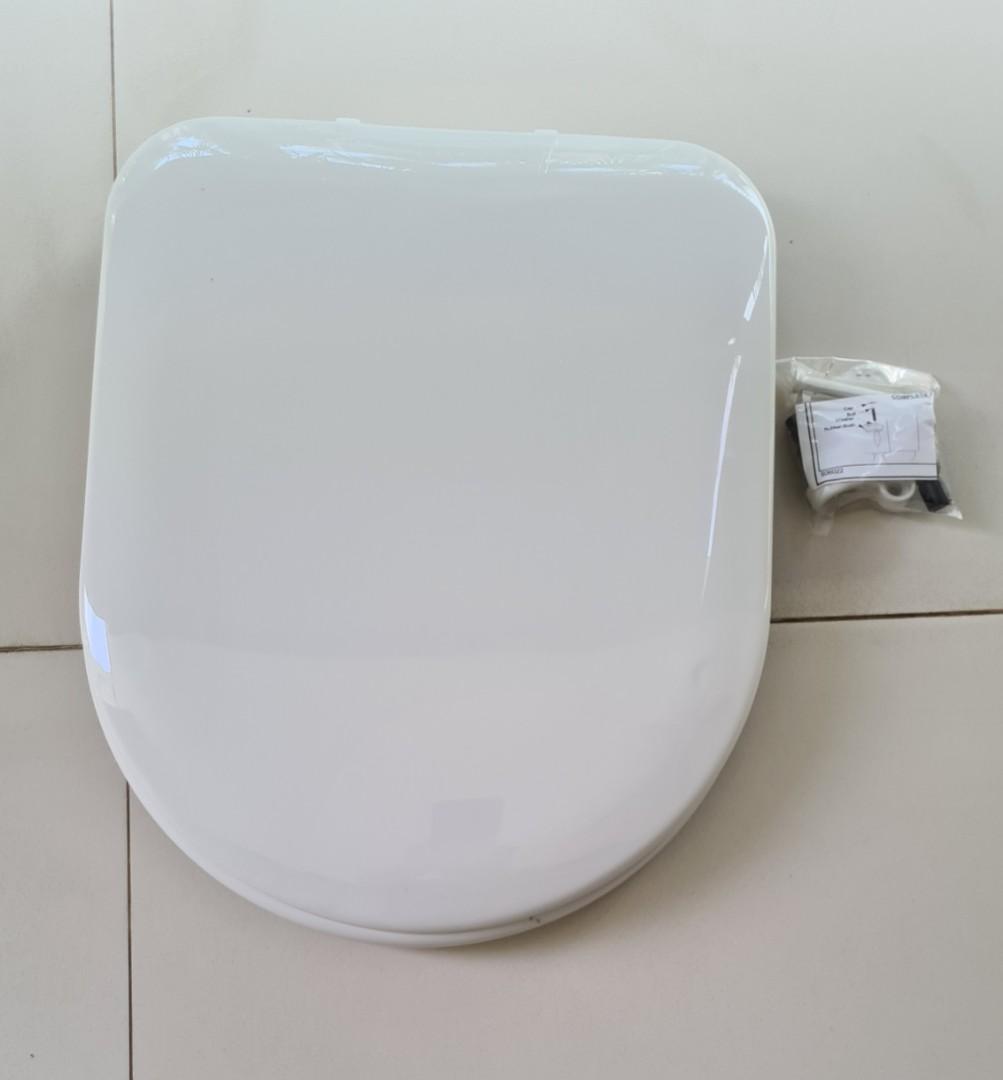 Original Toto Toilet Seat & Cover, Furniture & Home Living, Bathroom