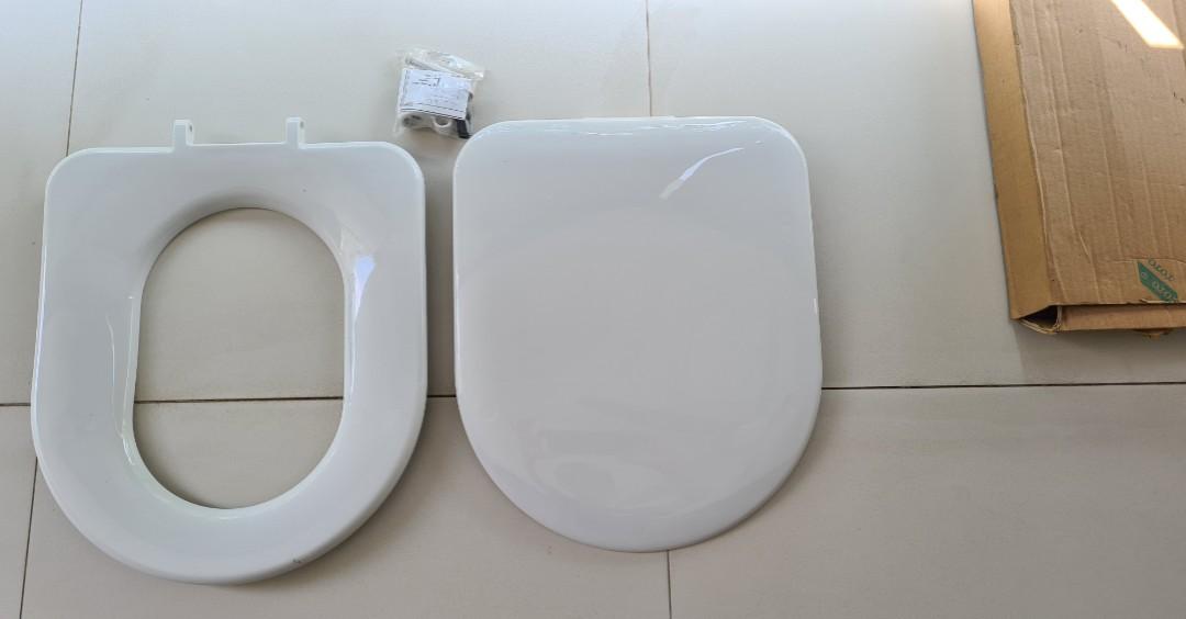 Original Toto Toilet Seat & Cover, Furniture & Home Living, Bathroom