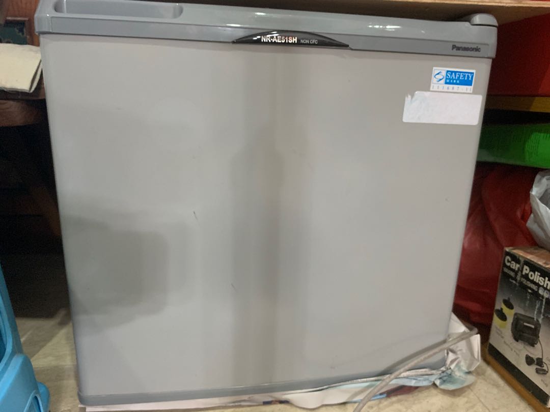 Panasonic NRAE51SH Mini Bar Fridge, TV & Home Appliances, Kitchen Appliances, Refrigerators