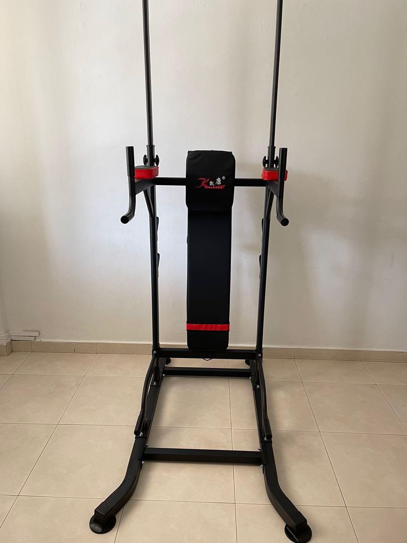 Pull-up bar & bench station, Sports Equipment, Exercise & Fitness ...