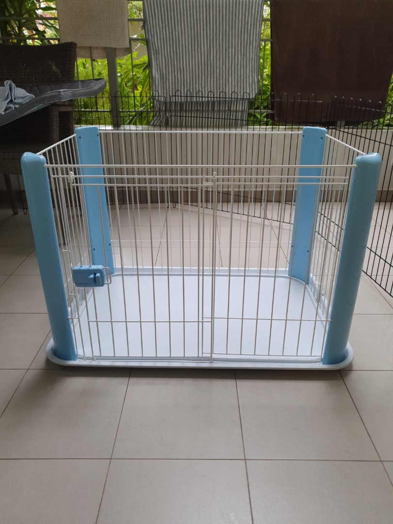 Puppy Crate/ Playpen., Pet Supplies, Homes & Other Pet Accessories on