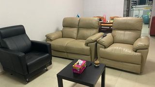 (Category: ) located in . Submitted by ddarin (Listing ID 1094090540, Image 1). Description: .