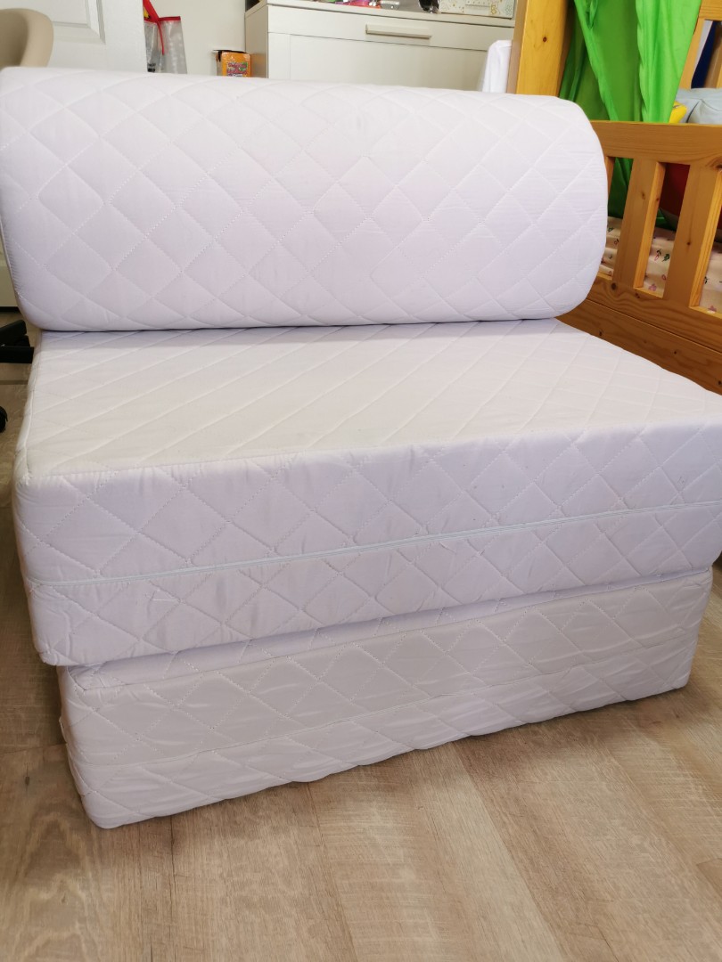 Seahorse Sofa Bed, Furniture & Home Living, Furniture, Sofas on Carousell