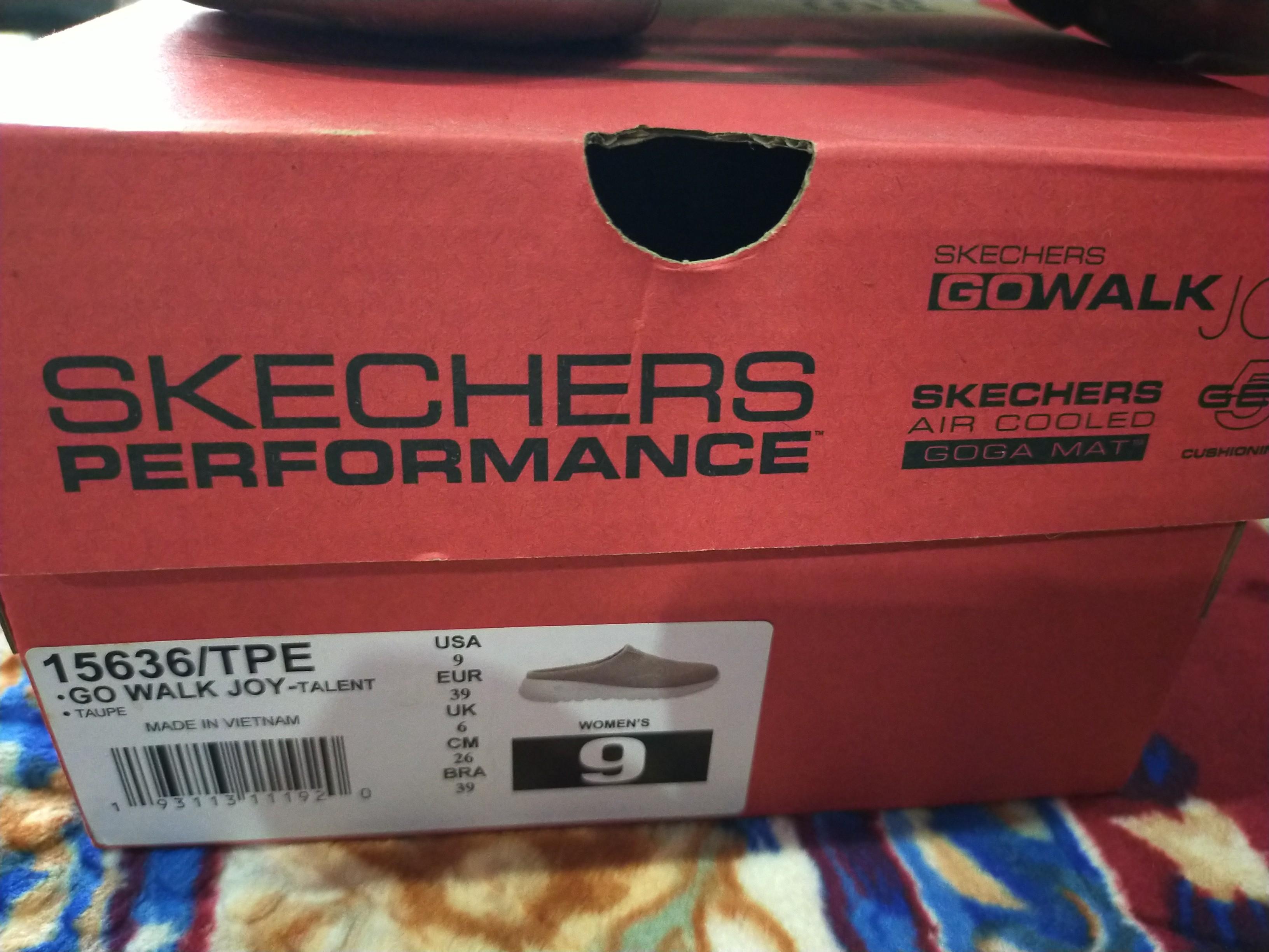 Skechers 15636 on sale