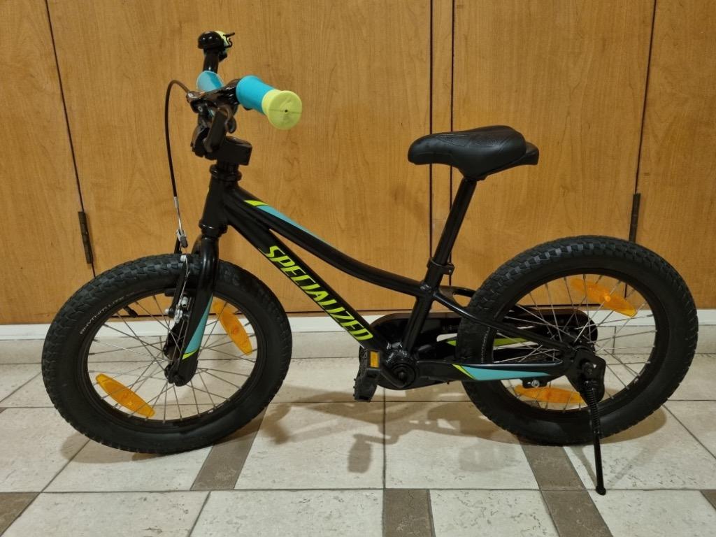 Specialized riprock on sale 16 kickstand