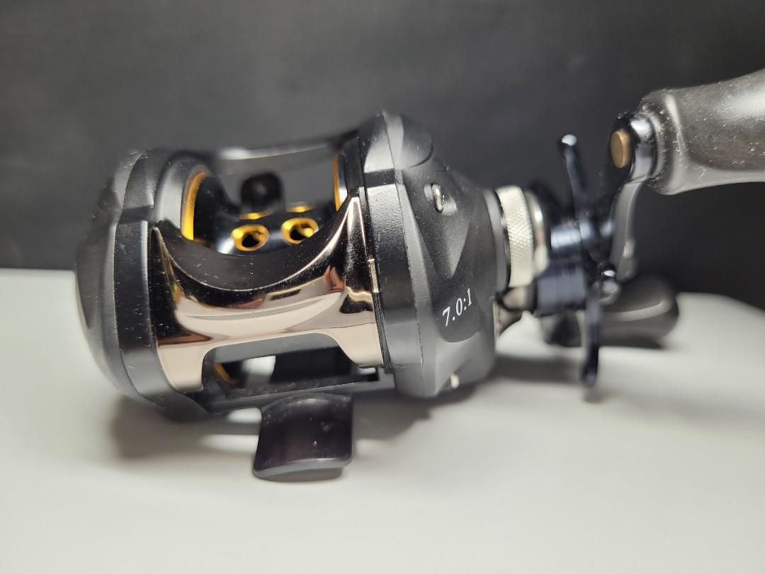 Team Seahawk Bass 103l Baitcaster Reel (Right Handed), Sports Equipment,  Fishing on Carousell