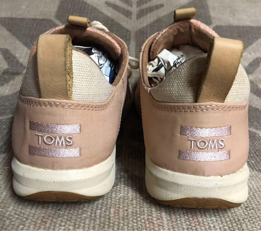 Rose cloud women's cabrillo sneakers store