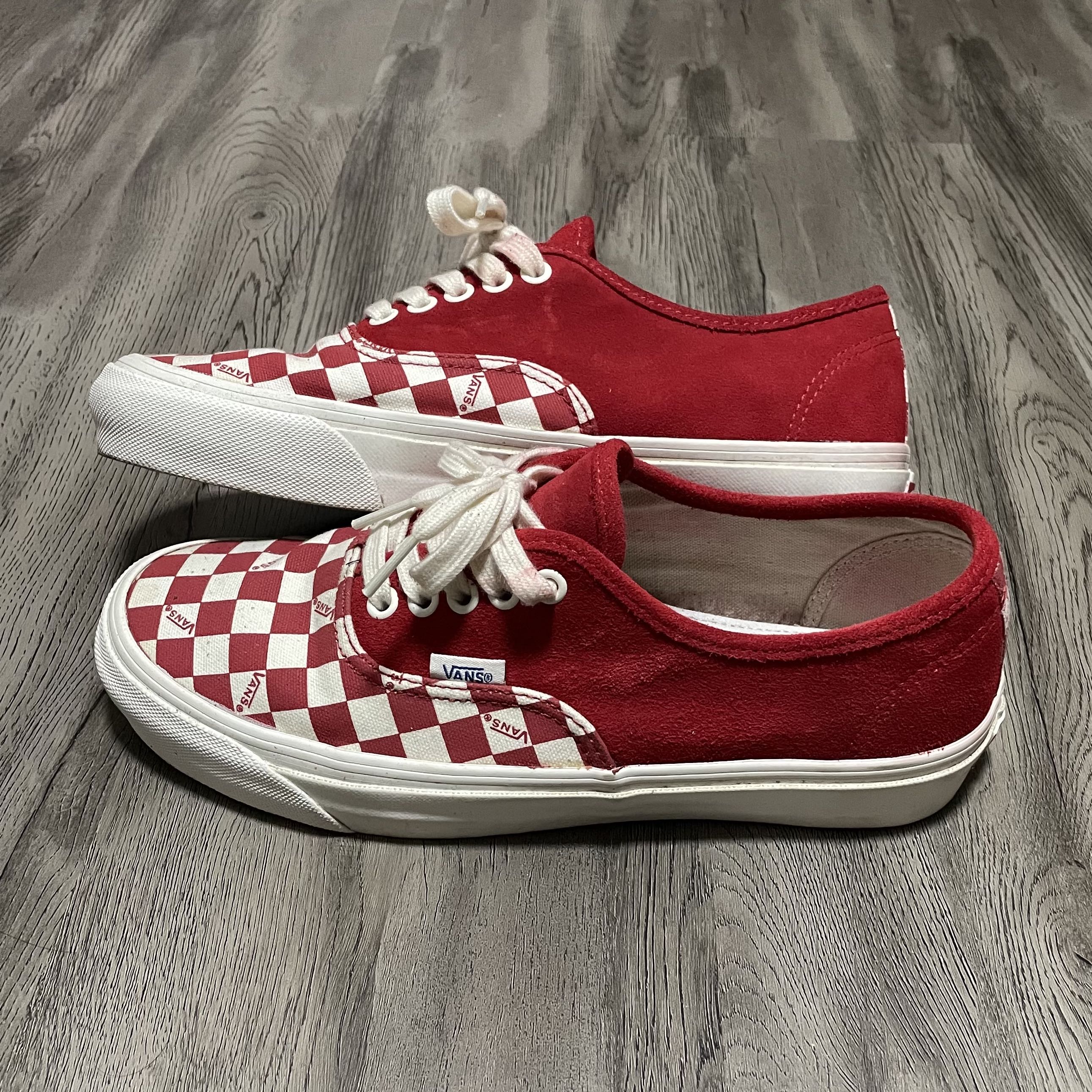 Red og top authentic lx sneakers