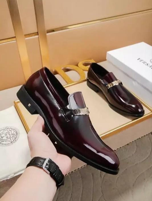 Versace shoe Latest Design with Original luxury package QuickCash