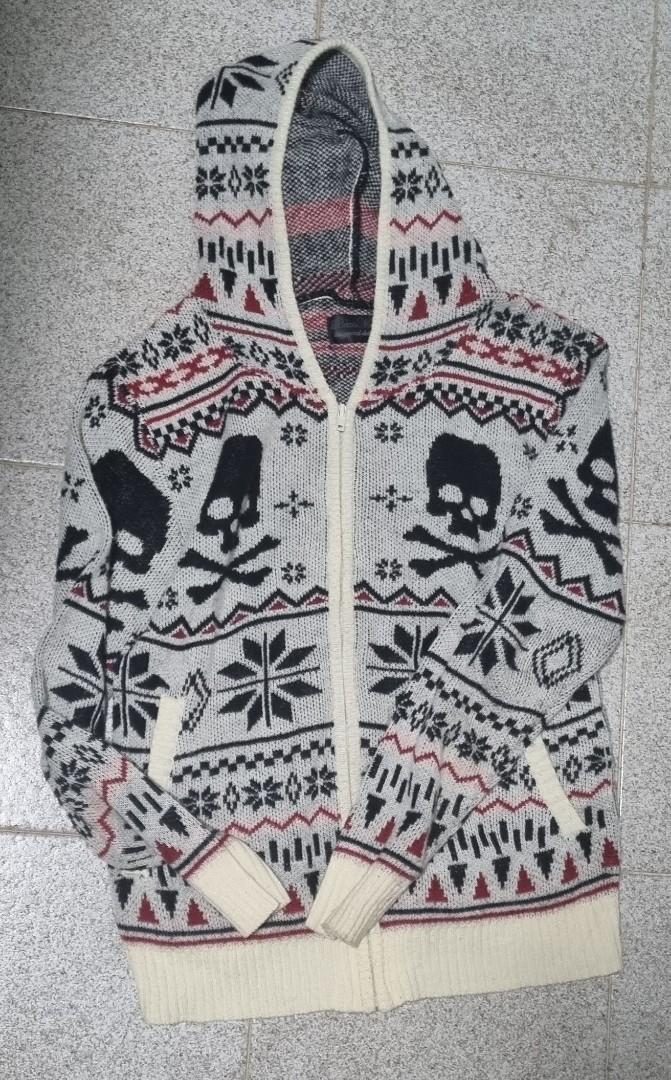 y2k skull hoodie