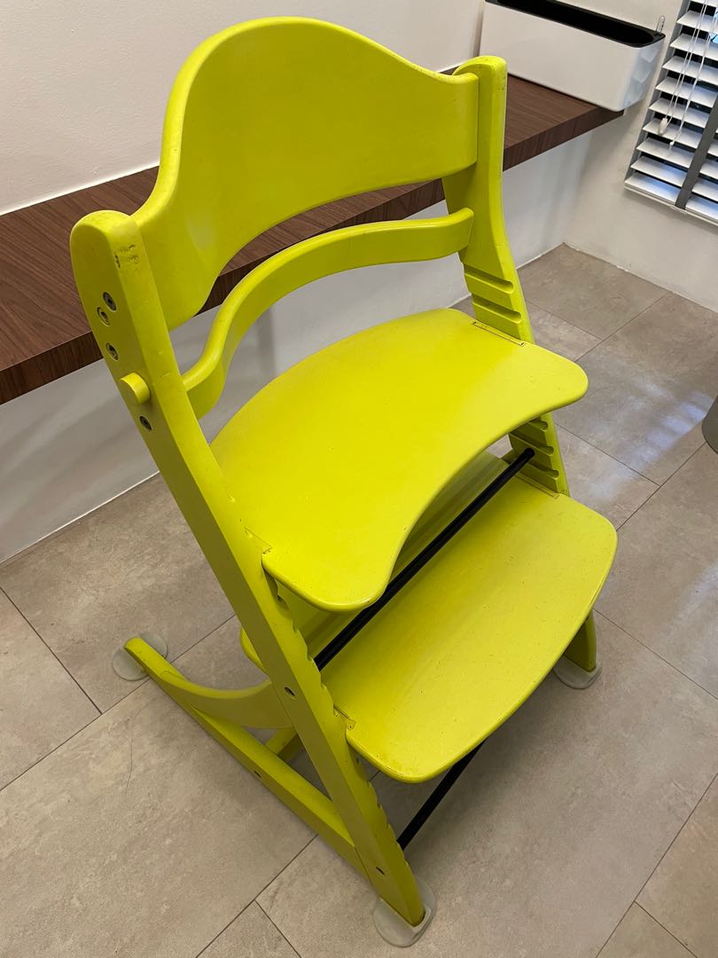 Yamatoya sukusuku baby high chair, Babies & Kids, Nursing & Feeding