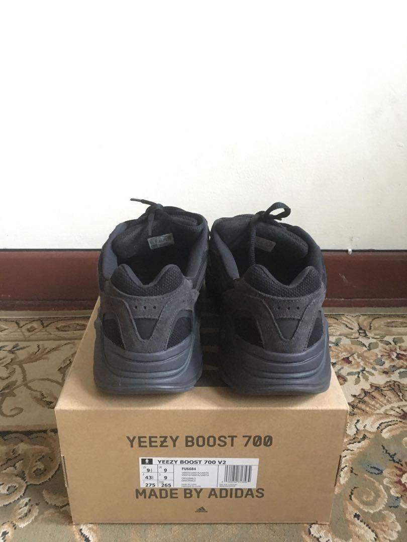 Yeezy 700 V2 Vanta