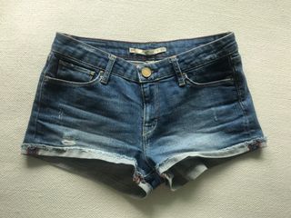 (Category: ) located in . Submitted by lcuy5537 (Listing ID 1093905482, Image 1). Description: .