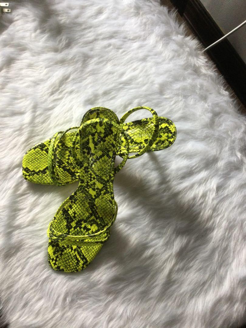 Zara heels (Category: Heels) located in Amadeo. Submitted by fbcollections (Listing ID 1093954232, Image 1). Description: .
