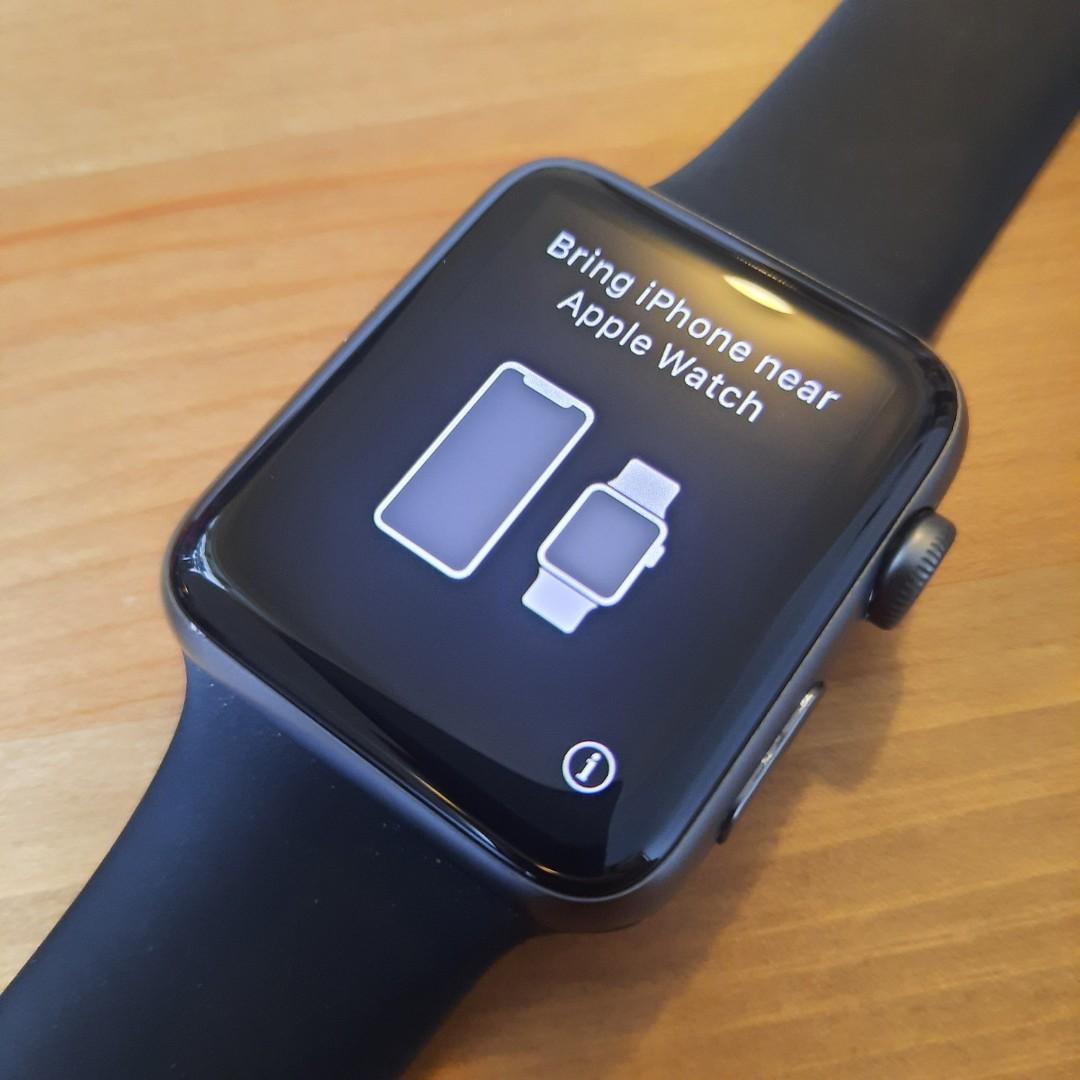 Apple Watch Series 3 42mm Space Gray Al Black Sport GPS