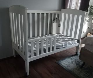 (Category: ) located in . Submitted by hannajehan (Listing ID 1094133197, Image 1). Description: .