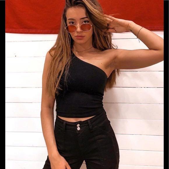 Blythe top on sale brandy melville