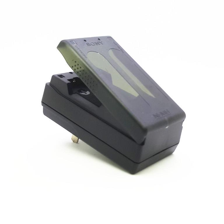 Brand New Sony BC7DC2 NiCd/NiMH Gumstick Rechargeable Battery