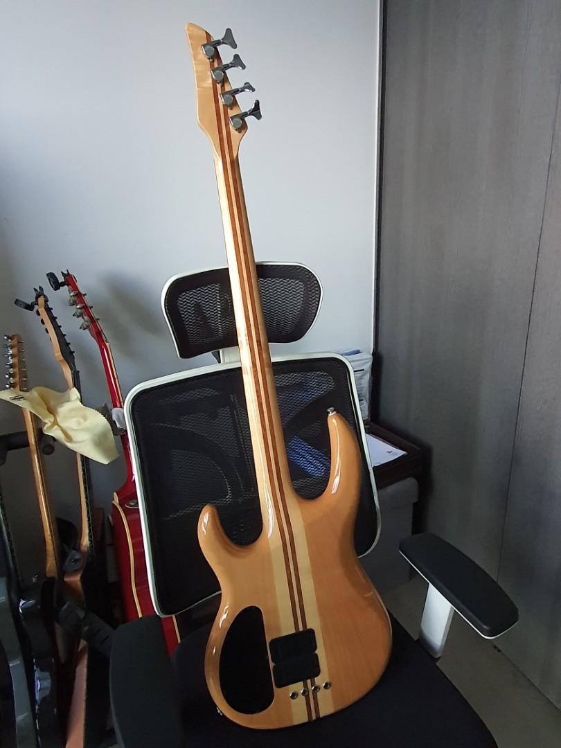 Carvin Bass Guitar LB70A Anniversary Model, Hobbies & Toys, Music