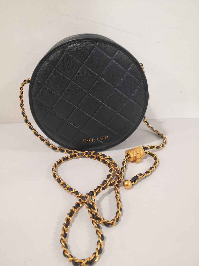 Charles and keith round bag outlet