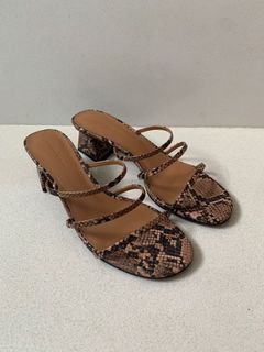 （分類：）位於 。 由 naltman 提交（商品編號 1094239068，圖片 1）。簡介： 。