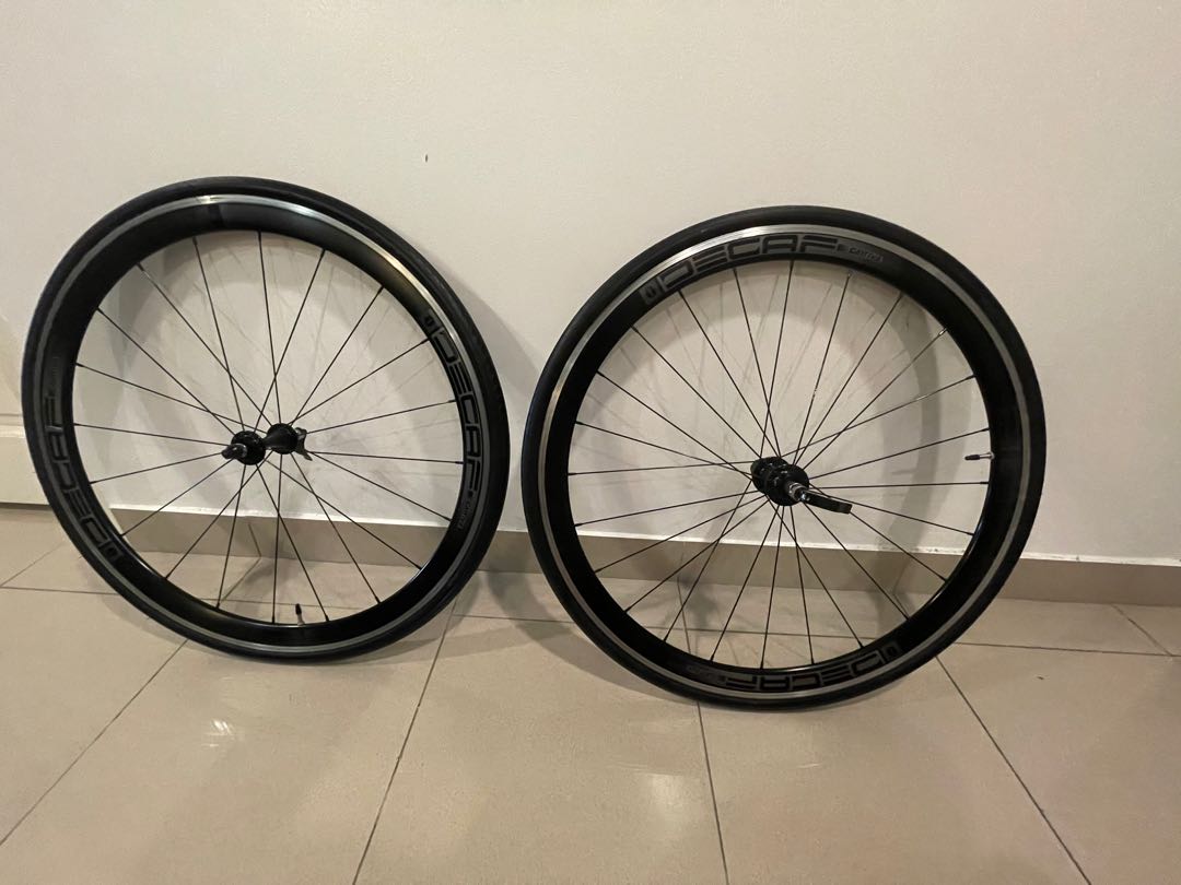 Deca Cattiva 40mm 700c alloy wheel set Sports Equipment Bicycles