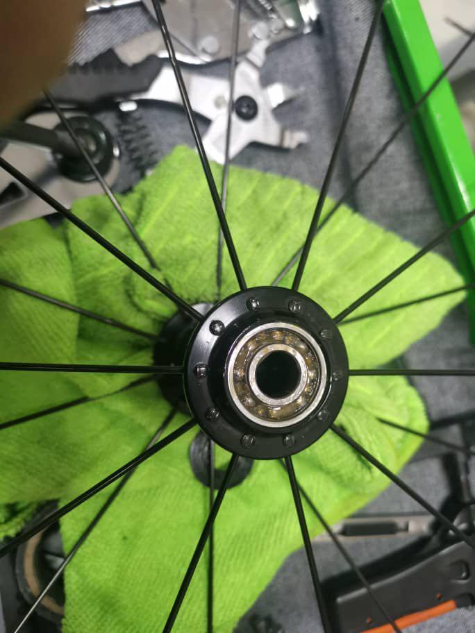 deca cattiva 700c