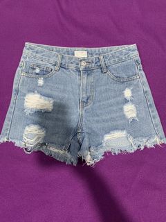 (Category: ) located in . Submitted by mcbelle_ (Listing ID 1094246383, Image 1). Description: .