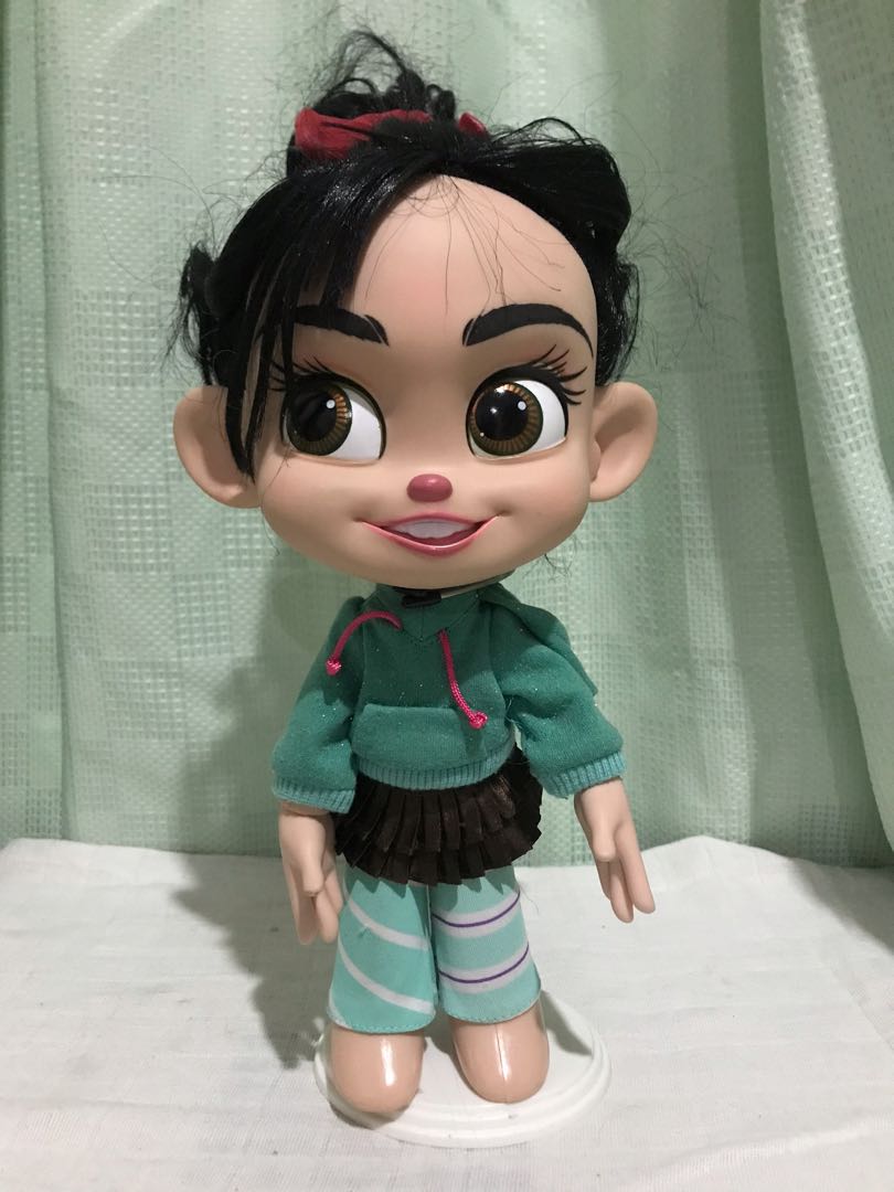 Talking vanellope top