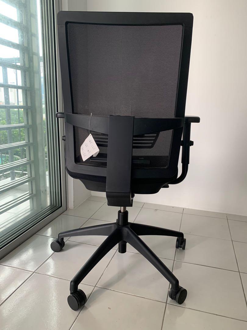 Easy by Haworth desk chair, Furniture & Home Living, Furniture, Chairs