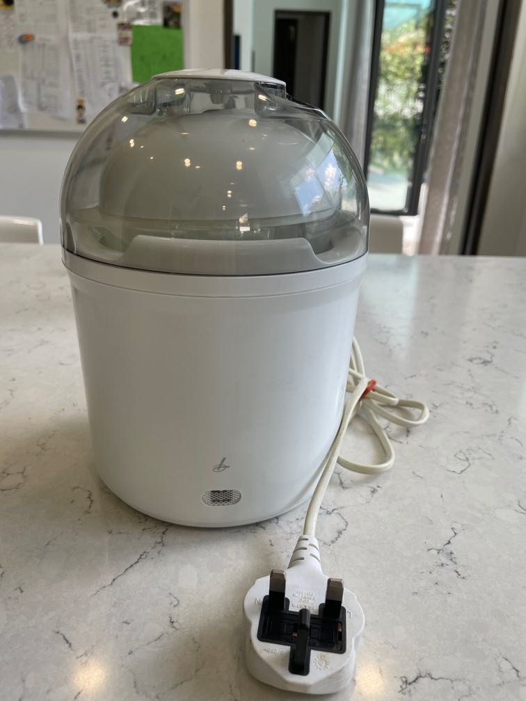 Electrical Yoghurt Maker (Lakeland) with User Manual, TV & Home
