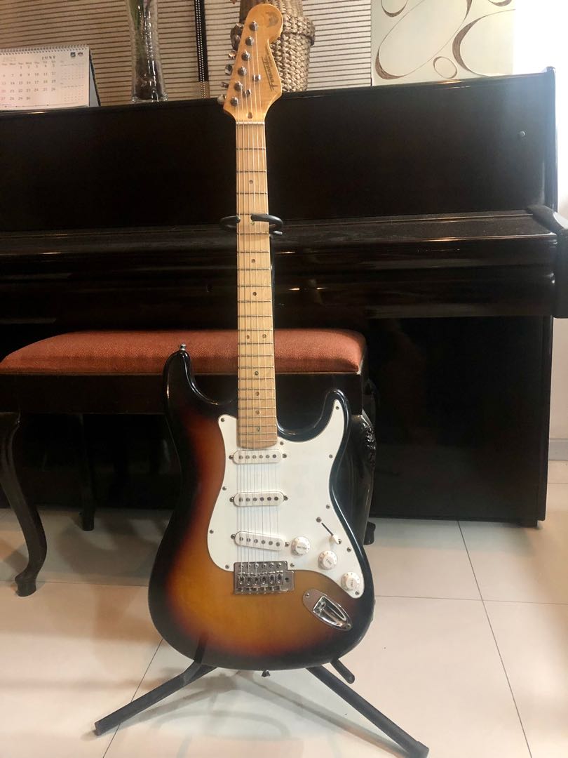 Fernando stratocaster price sales
