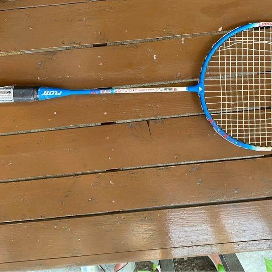FLOTT BADMINTON RACKET, Sports Equipment, Other Sports Equipment and