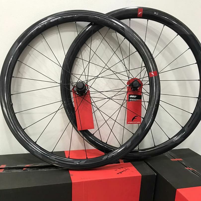 fulcrum wind 40 rim brake