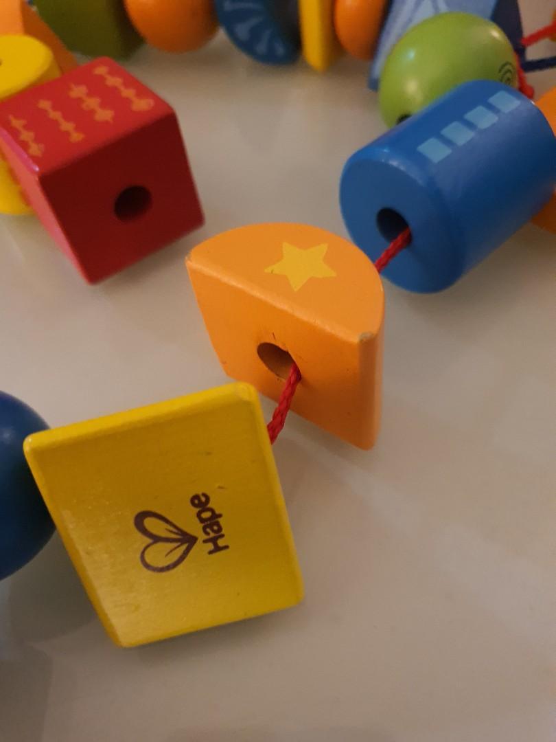 Hape string along shapes 2025