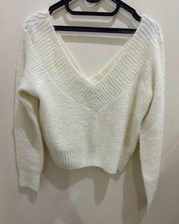 H&M KNIT V NECK
