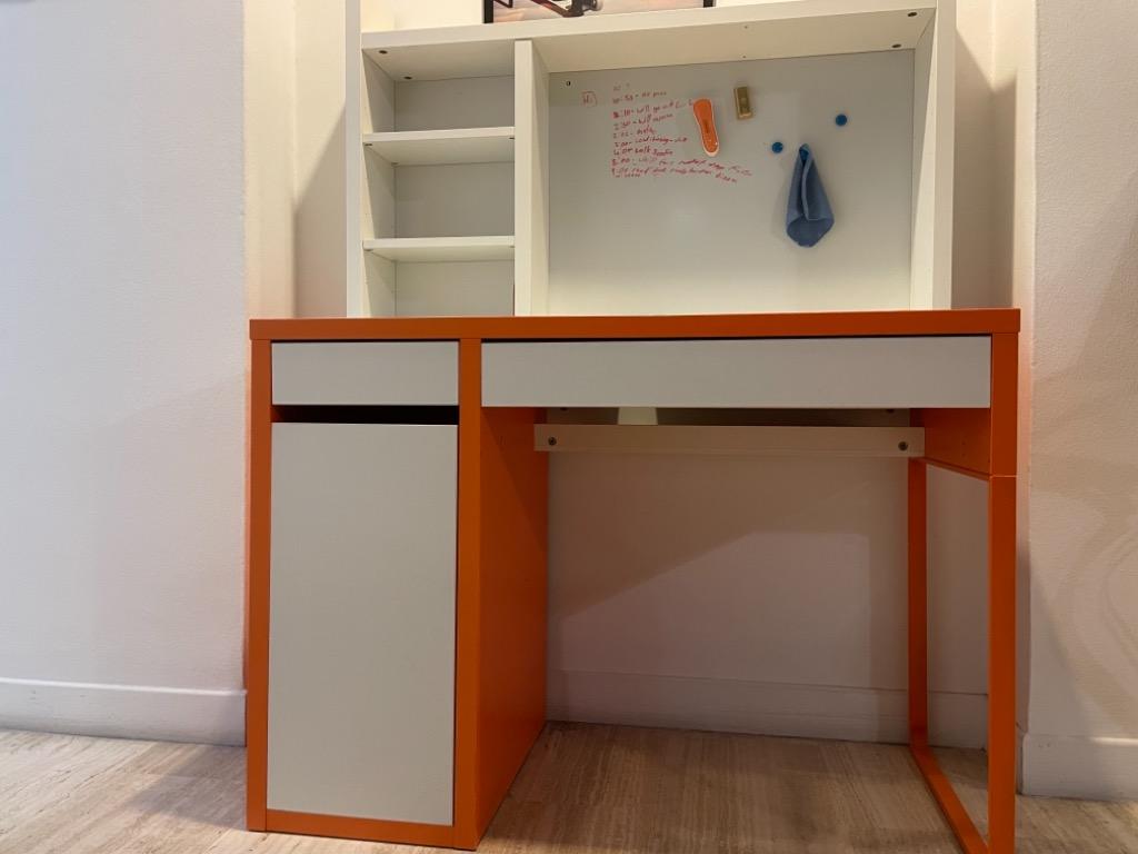 Ikea Children S Desk Free Babies Kids Baby Nursery Kids Furniture Other Kids Furniture On Carousell
