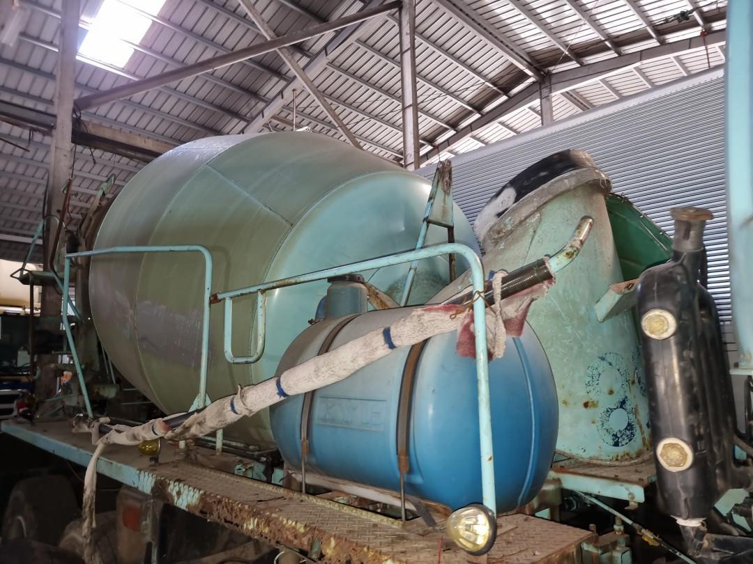 Isuzu giga transit mixer 10pe1 (Category: Heavy Vehicles) located in Manila. Submitted by samansubic (Listing ID 1094266016, Image 2). Description: transit mixer Isuzu giga 10pe1 molye 10 wheelers not yet recon New arrival Japan Surplus not used in philippines Cash or bank financing can pay Inquiries 09199977999 09175820219 Messenger saman jayantha Facebook saman jayantha Website www.subictrucks.com YouTube saman jayantha IG samansubic.