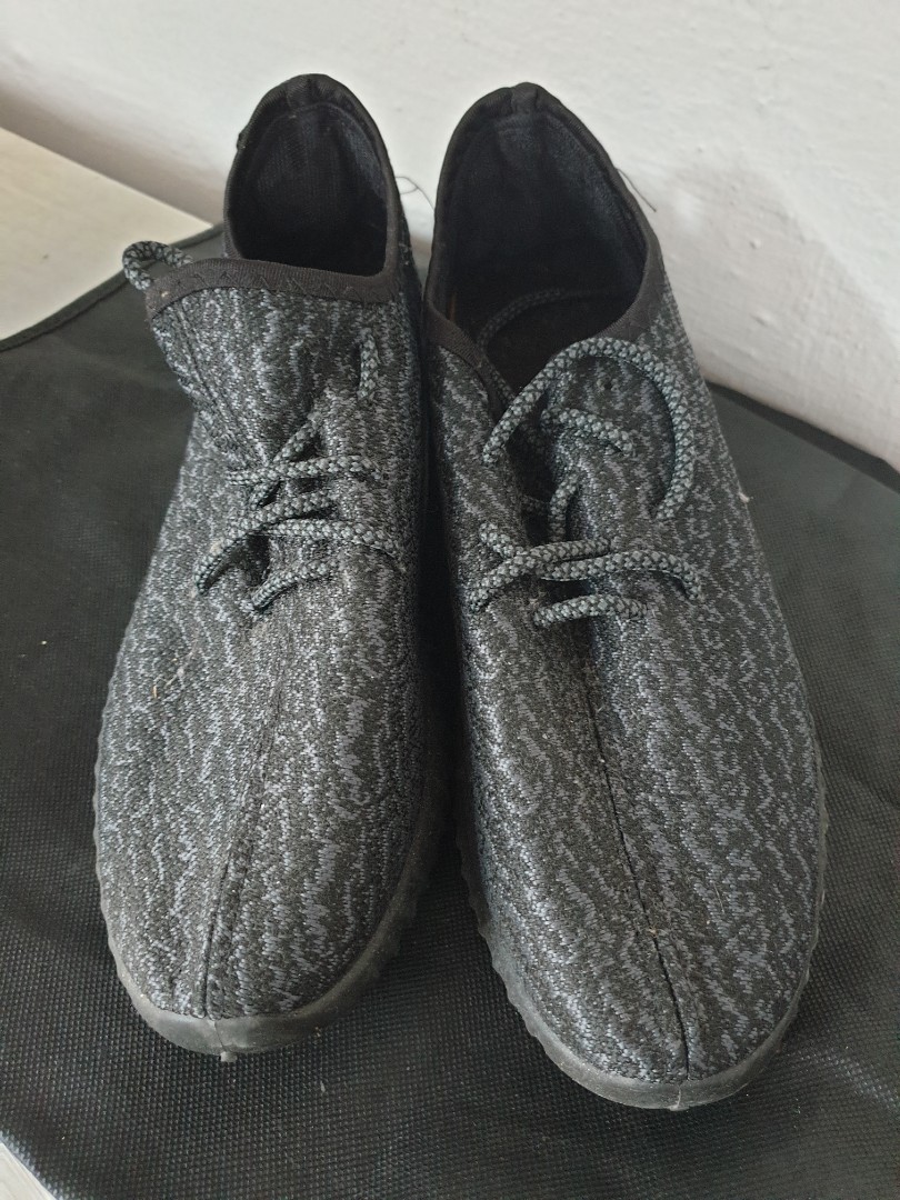 sneakers for men near me