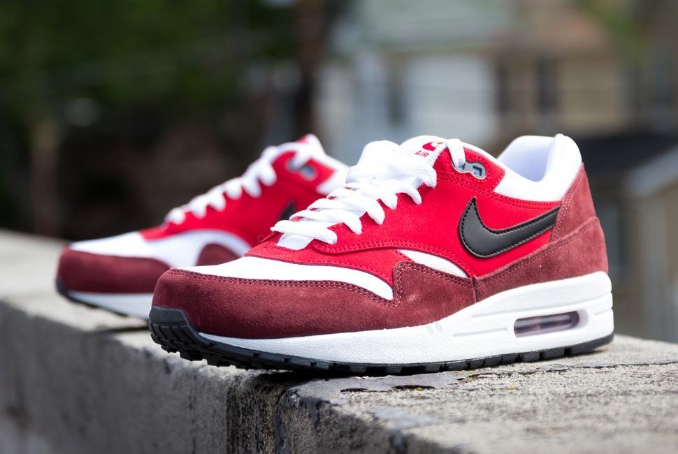 Air max essential 1 clearance red