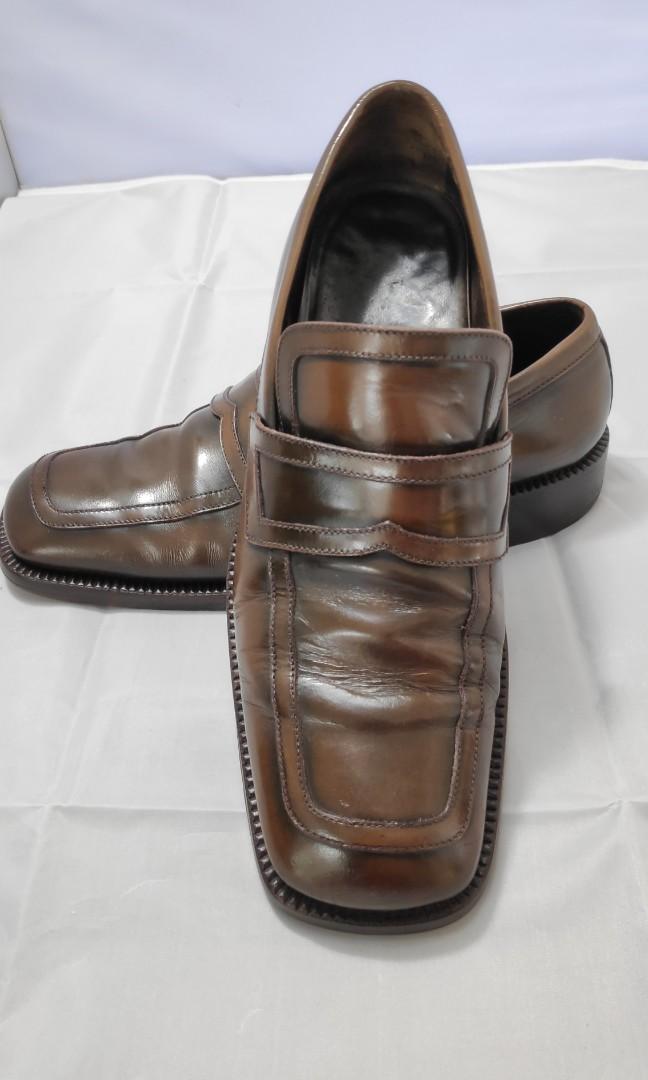 CLEARANCE SALES: Pre-owned Prada Brown Loafers, Men's Fashion, Footwear,  Dress Shoes on Carousell