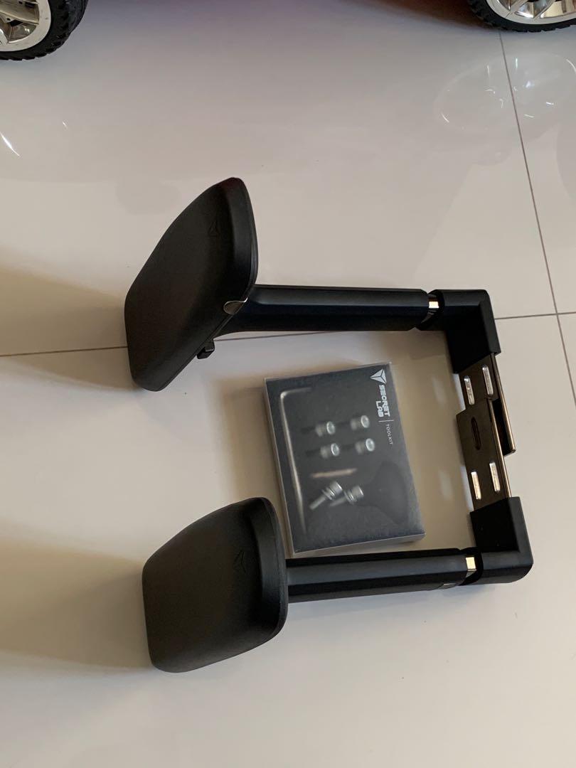 Secretlab 4D armrest (2020), Computers & Tech, Parts & Accessories