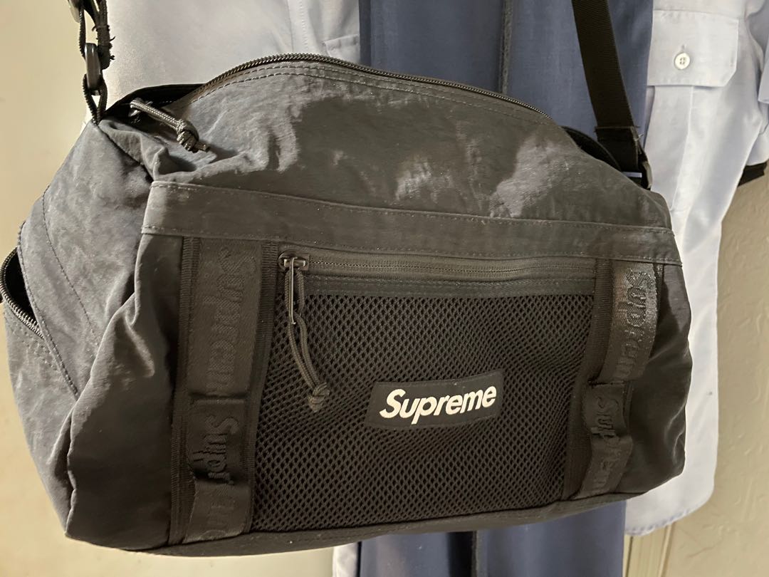 Supreme Mini Duffle bag FW20