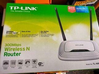 TP-Link Wireless N Router 300mbps @Php 2500