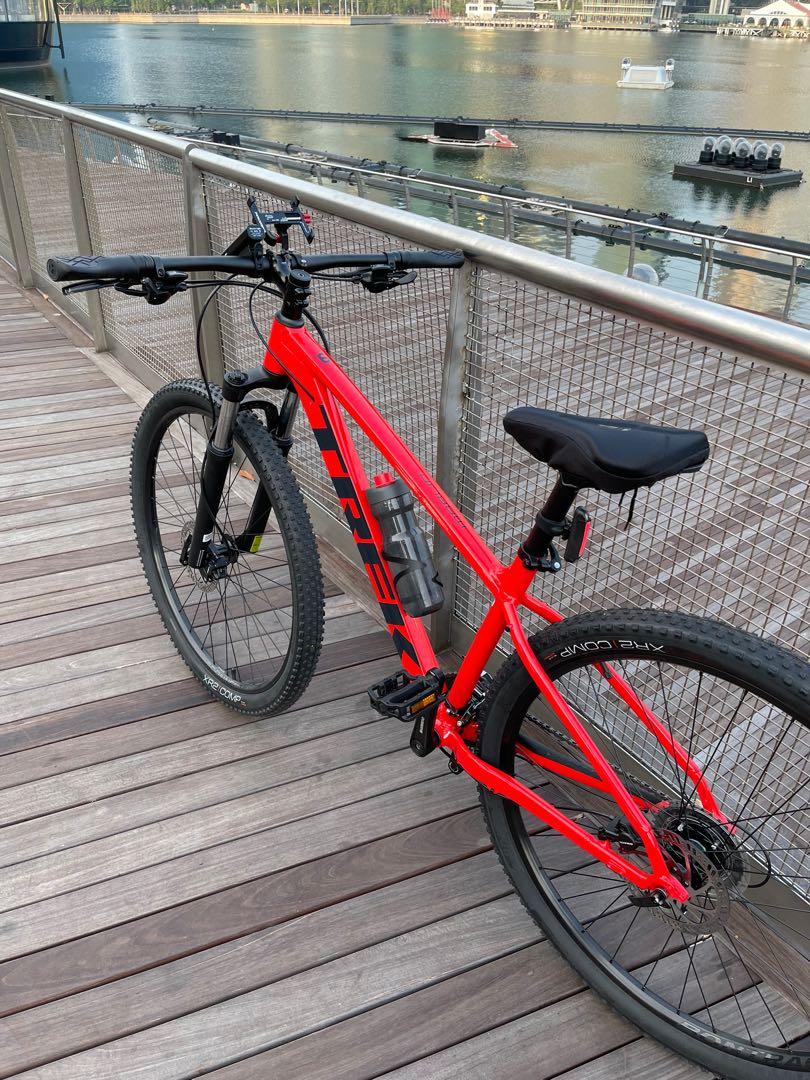 Trek marlin 6 2021 red 2025