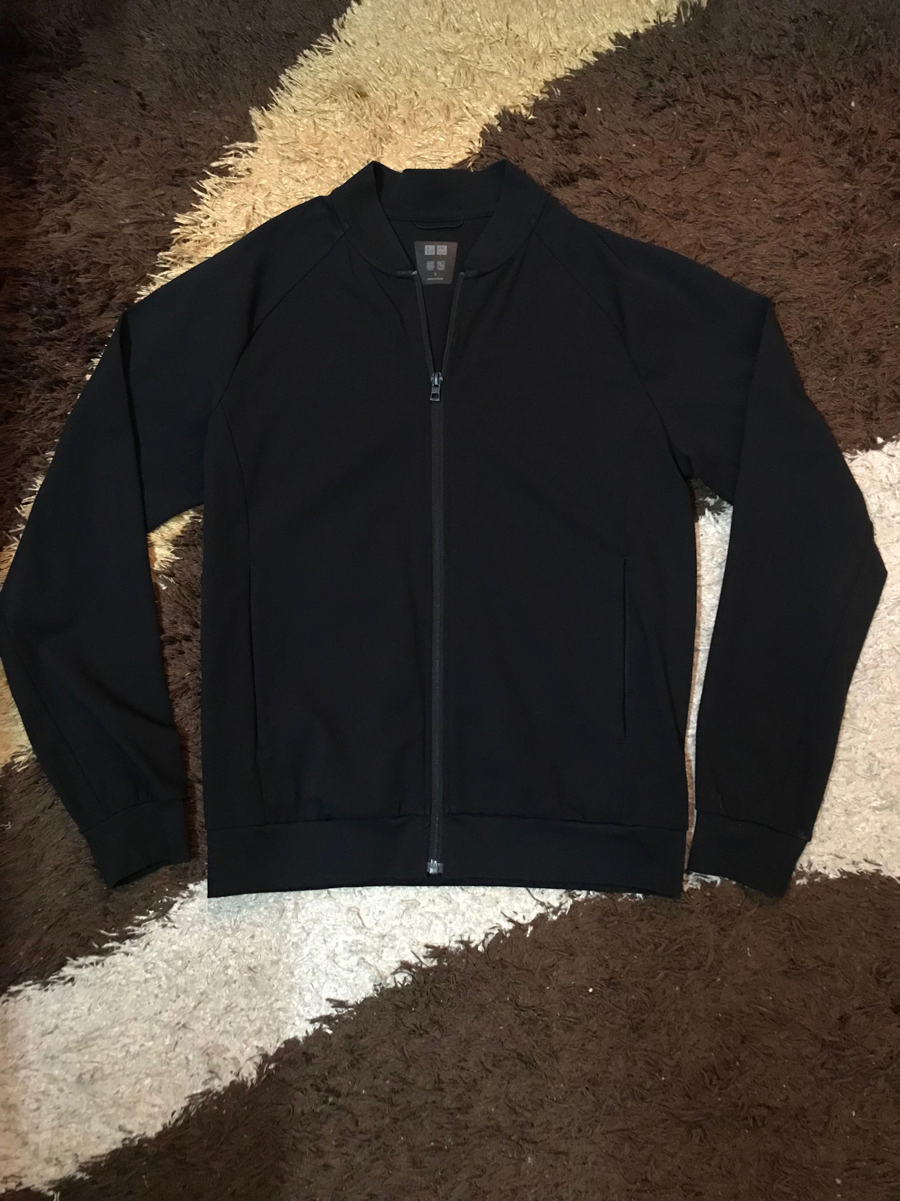 Uniqlo top black jacket