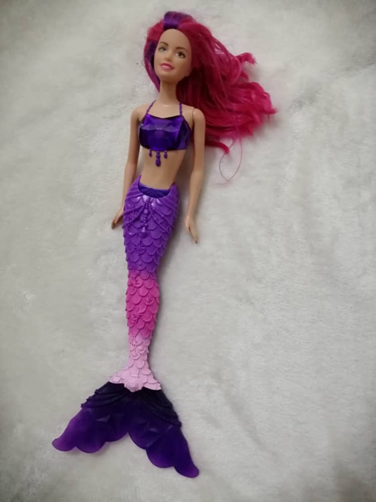 Barbie Mermaid Gem Purple Pink Hair Mattel 2015 Hobbies Toys