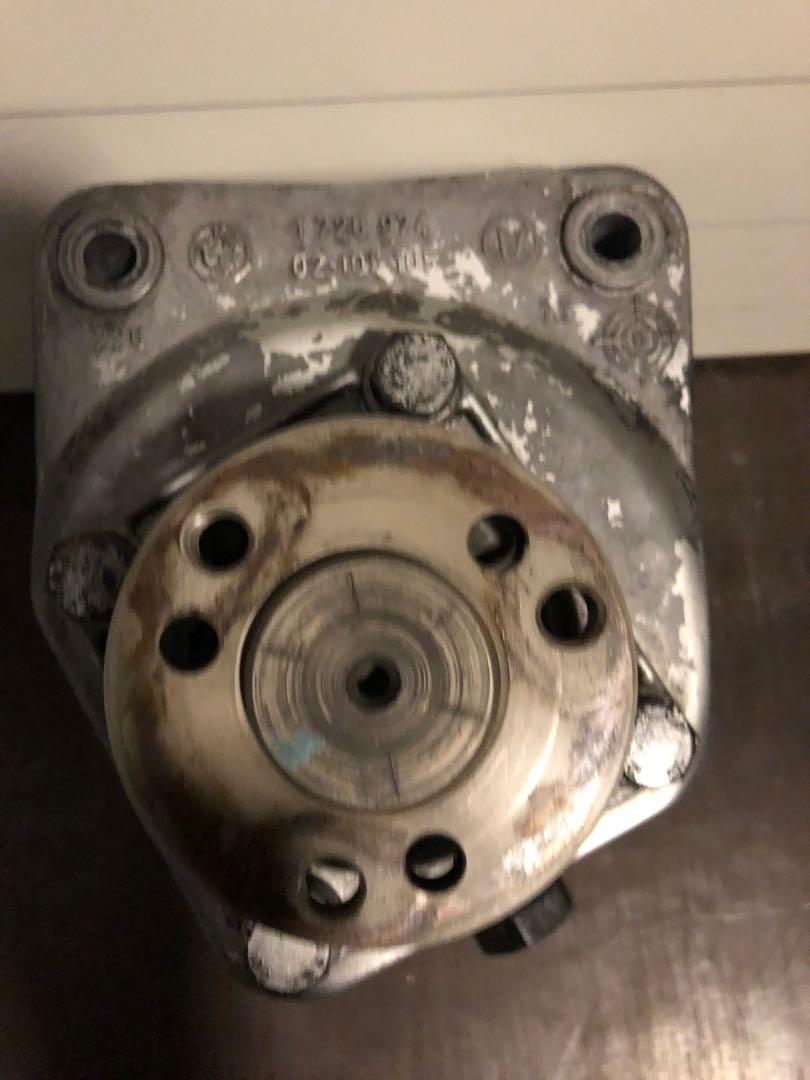 BMW E34 Power Steering Pump, Car Accessories, Accessories on Carousell